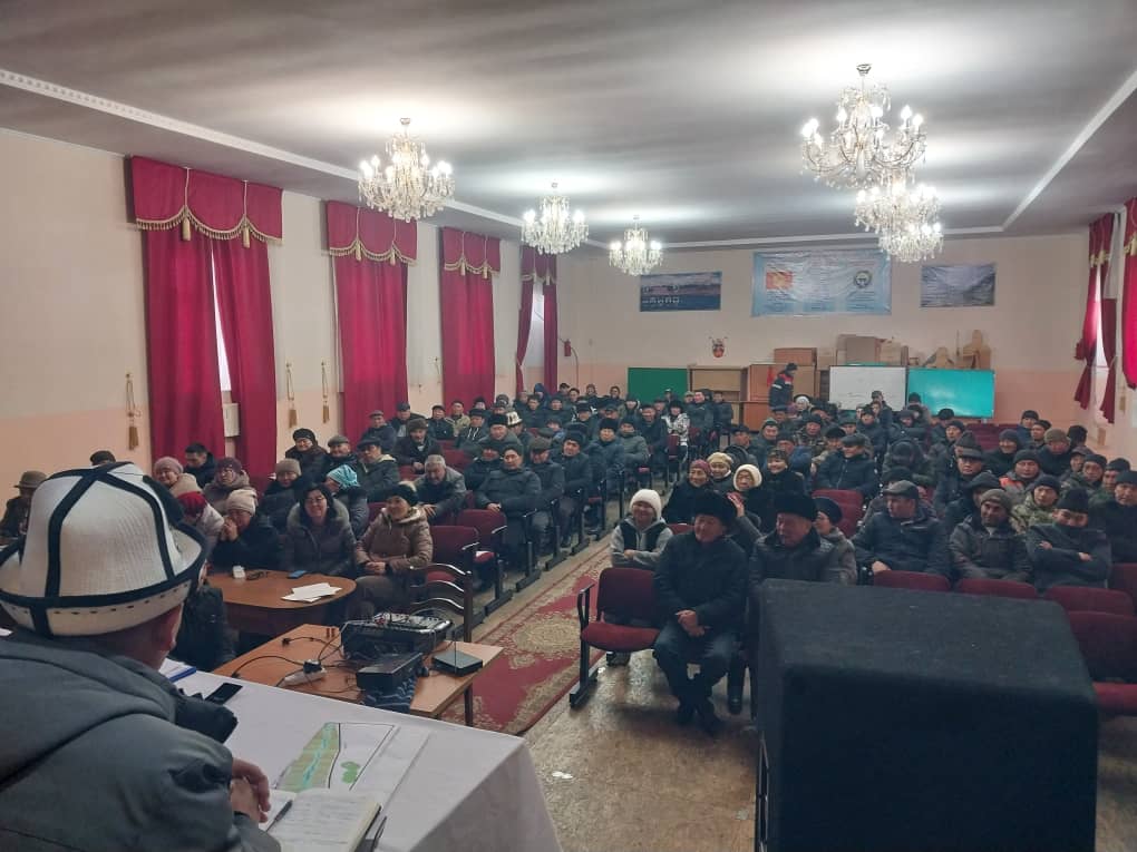 Read more about the article Барскоон айыл аймагындагы Барскоон, Тамга, Тосор айылдарында жалпы элдик чогулуш  2025-жылдын 29-31-январында өткөрүлдү.  