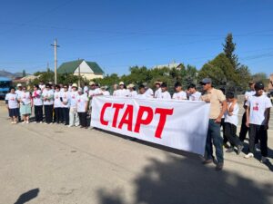 Read more about the article Улуу Ата Мекендик согуштагы Жеңиштин 80 жылдыгына карата Барскоон айылында жеңил атлетика марафону уюштурулуп өткөрүлдү.